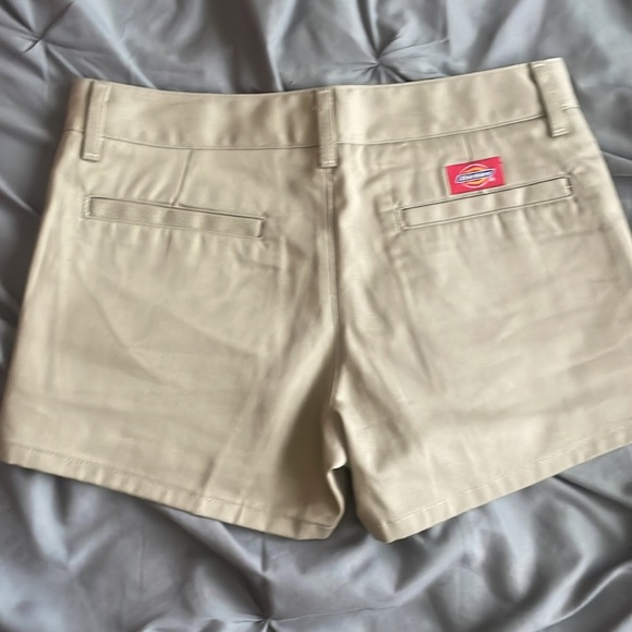 Dickies shorts - Picture 2 of 2